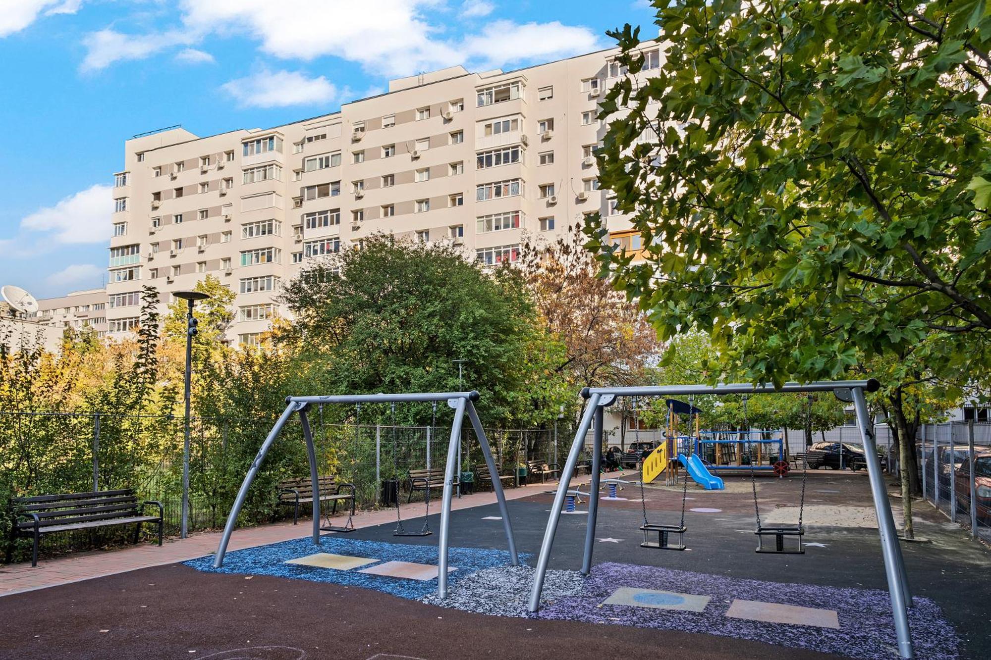 Garsoniera De Lux Si Eleganta Drumul Taberei ブカレスト エクステリア 写真